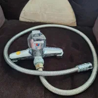 ۲ عدد شیر اهرمی دستشویی.