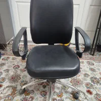 صندلی چرخ دار