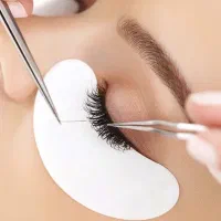 استخدام مژه کارحرفه ای وباسابقه