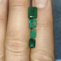 زمرد پنجشیر افغان خوش رنگ