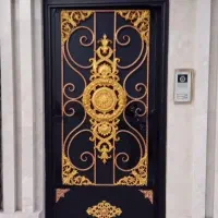 نقاشی و بنایی با ۴۰سال سابقه