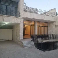 اجاره ۳ طبقه اداری تجاری بلوار