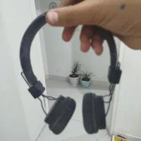 یک عدد هدفون سالم سالم هست فقط پوسیدگی دارع|لوازم جانبی موبایل و تبلت|قزوین, |دیوار