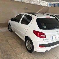 پژو 207 پاناروما