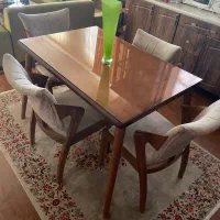 میز ناهار خوری