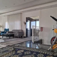 سرایدار باغ