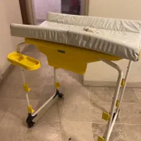 میز تعویض و وان پایه‌دار کودک- مارک mama love