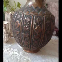 گلدان مسی قدیمی ...قلمکاری شده