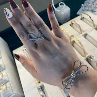 بدلیجات و اکسسوری با بهترین قیمت و کیفیت