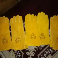 با سلام خدمت شما دستکش جوشکاری ساق بلند|لباس|مشهد, شهید قربانی|دیوار