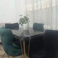 میز ناهارخوری ۴نفره و ۴عدد مدل صندلی چستر