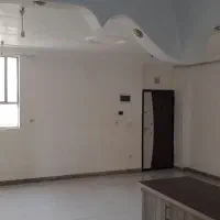 ۸۵ متری اصلی باشگاه مرکزی