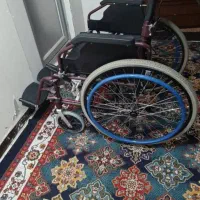 یک دستگاه ویلچر و یک دستگاه ضد|آرایشی، بهداشتی، درمانی|بروجرد, |دیوار