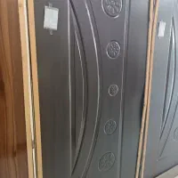 درب اتاق و درب اتاق خواب و سرویس بهداشتی