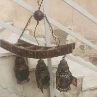 لوستر چوبی قدیمی