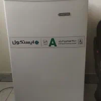 یخچال پنج فوت ایستکول