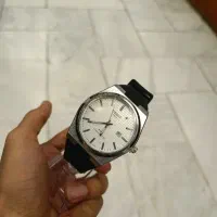 ساعت مچی مردانه . تیسوت ‌.تقویم دار .بندسیلیکونی
