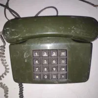 تلفن رومیزی قدیمی نوستالژیک