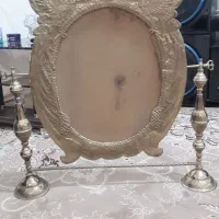 آینه خیلی قدیمی.