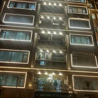 آپارتمان۱۵۰ متر۳خواب ۲۰ متری امام خمینی