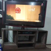 تلویزیون ال جی 42 اینچ با میز تی وی