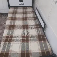 تخت تک نفره