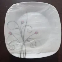 تعدادی ظرف نو با جعبه|ظروف سرو و پذیرایی|لاهیجان, کوی خزر|دیوار