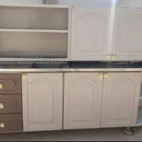 کابینت فلزی با سینک وآبچکان وصفحه استیل ضخیم سالم
