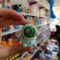 لوازم تحریر / تراش فضانورد|لوازم التحریر|قم, نخودی|دیوار