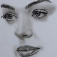 طراحی چهره سیاه قلم با شباهت کامل به عکس