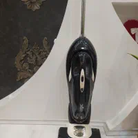 یک عدد جارو شارژی مارک مجیک