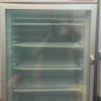 یخچال و فریزر ایستاده و تاپینگ و دستگاه قیفی