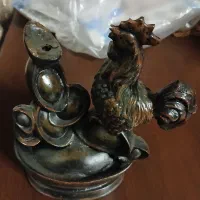 جاعودی مجسمه خروس