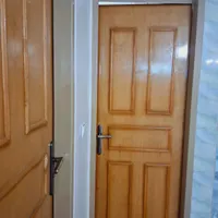 چهارعدد درب چوبی اتاق خواب و یک عدد پذیرایی|مصالح و تجهیزات ساختمان|دورود, |دیوار