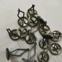 به یک خانم مجرد بابت بسته بندی