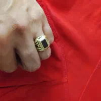 انگشتر با سنگ عقیق