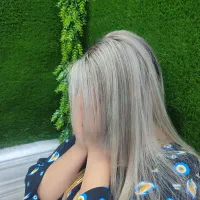 خدمات آرایشگری واموزشی