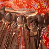 قاشق چنگال کار کرده درهم|ظروف سرو و پذیرایی|فشاپویه, |دیوار