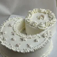 کیک خامه ای / تولد / مراسمات