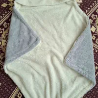 پتو دور پیچ نوزاد خرگوشی