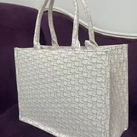 کیف دیور شیک و نو، تخفیف فوری برای خریدار واقعی|کیف، کفش، کمربند|صدرا-فارس, فاز ۱|دیوار