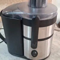 آب میوه گیر در حد نو سالم