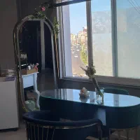 اجاره میز ناخن ماهیانه ۳/۵ت به ناخنکار حرفه ای