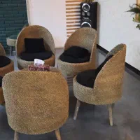 میز و صندلی