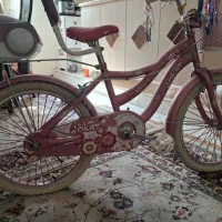 میزعسلی و ودوچرخه ۲۰  استفاده نشده درحدنو