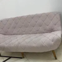 مبل سه نفره و میز