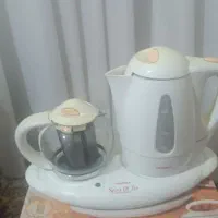 چای ساز و ساندویچ ساز