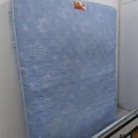 تخت خواب همراه تشک وآینه کنسول وپا تختی وصندلی|تخت و سرویس خواب|دزفول, |دیوار