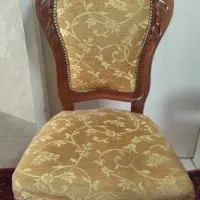 صندلی چوبی