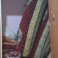 پشتی دو نفره|پشتی|شاهین‌شهر, فردوسی|دیوار